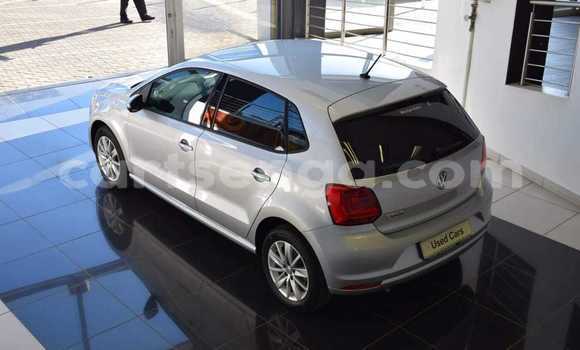 Acheter Occasion Voiture Volkswagen Polo Gris à Hlatikulu, Shiselweni District Acheter Occasion Voiture Volkswagen Polo Gris à Hlatikulu, Shiselweni District