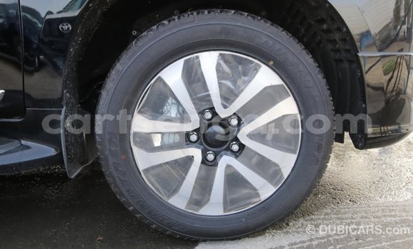 Nunua Imported Toyota Land Cruiser Black Gari ndani ya Import - Dubai nchini Hhohho Nunua Imported Toyota Land Cruiser Black Gari ndani ya Import - Dubai nchini Hhohho