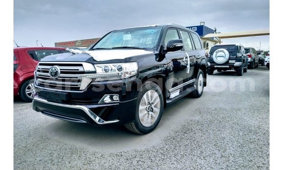 Nunua Imported Toyota Land Cruiser Black Gari ndani ya Import - Dubai nchini Hhohho Nunua Imported Toyota Land Cruiser Black Gari ndani ya Import - Dubai nchini Hhohho