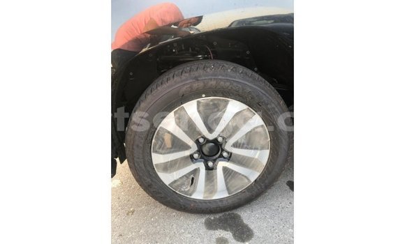 Nunua Imported Toyota Land Cruiser Black Gari ndani ya Import - Dubai nchini Hhohho Nunua Imported Toyota Land Cruiser Black Gari ndani ya Import - Dubai nchini Hhohho