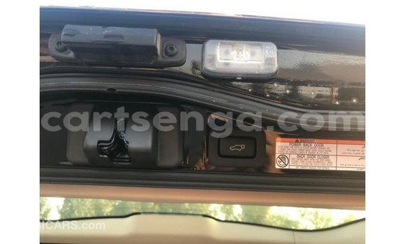 Nunua Imported Toyota Land Cruiser Black Gari ndani ya Import - Dubai nchini Hhohho Nunua Imported Toyota Land Cruiser Black Gari ndani ya Import - Dubai nchini Hhohho