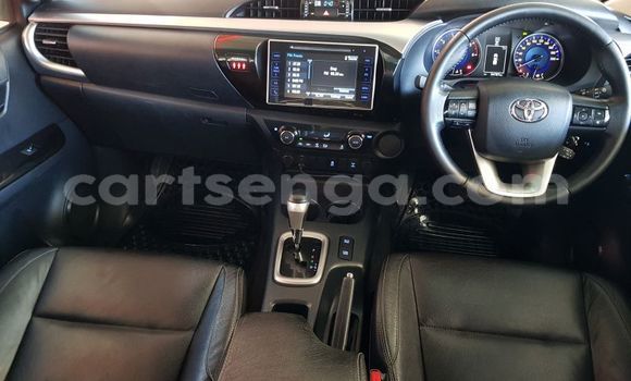 Buy Used Toyota Hilux White Car in Ezulwini in Hhohho Buy Used Toyota Hilux White Car in Ezulwini in Hhohho