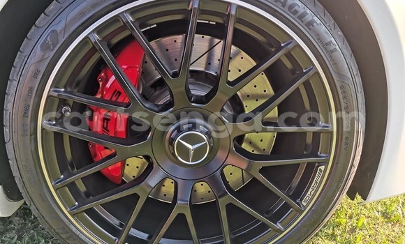 Nunua Ilio tumika Mercedes‒Benz C–Class White Gari ndani ya Bulembu nchini Hhohho Nunua Ilio tumika Mercedes‒Benz C–Class White Gari ndani ya Bulembu nchini Hhohho