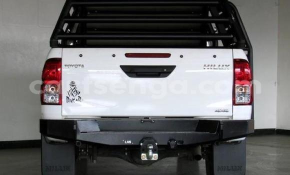 Acheter Occasion Voiture Toyota Hilux Blanc à Mbabane, Manzini Acheter Occasion Voiture Toyota Hilux Blanc à Mbabane, Manzini