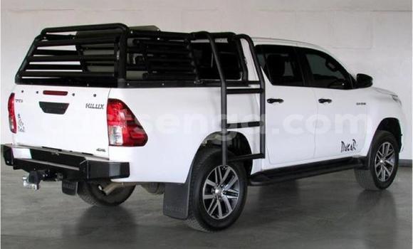 Acheter Occasion Voiture Toyota Hilux Blanc à Mbabane, Manzini Acheter Occasion Voiture Toyota Hilux Blanc à Mbabane, Manzini