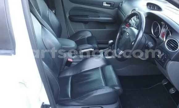 Buy Used Ford Focus White Car in Hlatikulu in Shiselweni District Buy Used Ford Focus White Car in Hlatikulu in Shiselweni District