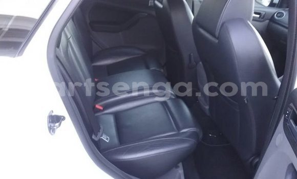 Buy Used Ford Focus White Car in Hlatikulu in Shiselweni District Buy Used Ford Focus White Car in Hlatikulu in Shiselweni District