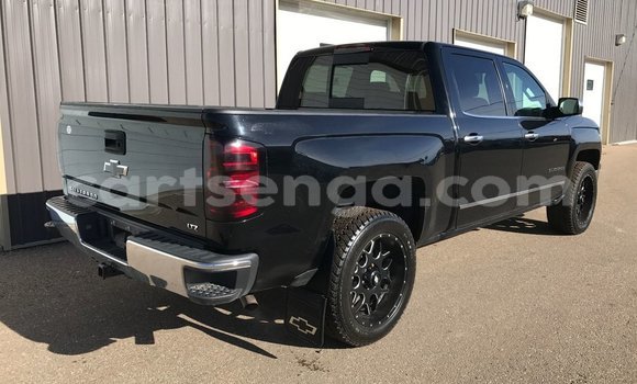 Buy Used Chevrolet Silverado Black Car in Hlatikulu in Shiselweni District Buy Used Chevrolet Silverado Black Car in Hlatikulu in Shiselweni District