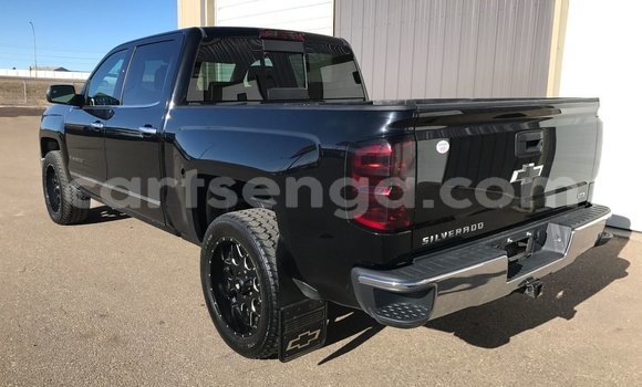 Buy Used Chevrolet Silverado Black Car in Hlatikulu in Shiselweni District Buy Used Chevrolet Silverado Black Car in Hlatikulu in Shiselweni District