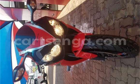 Buy Used Honda CBR 1000 RR Red Bike in Hlatikulu in Shiselweni District Buy Used Honda CBR 1000 RR Red Bike in Hlatikulu in Shiselweni District