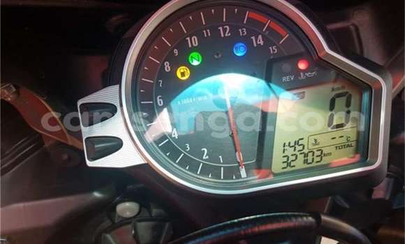 Buy Used Honda CBR 1000 RR Red Bike in Hlatikulu in Shiselweni District Buy Used Honda CBR 1000 RR Red Bike in Hlatikulu in Shiselweni District