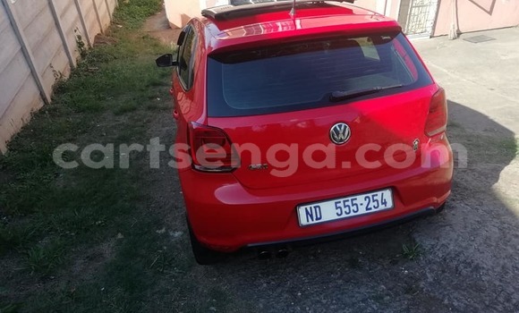 Nunua Ilio tumika Volkswagen Polo Red Gari ndani ya Ezulwini nchini Hhohho Nunua Ilio tumika Volkswagen Polo Red Gari ndani ya Ezulwini nchini Hhohho