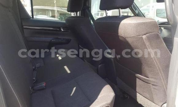 Buy Used Toyota Hilux White Car in Mbabane in Manzini Buy Used Toyota Hilux White Car in Mbabane in Manzini