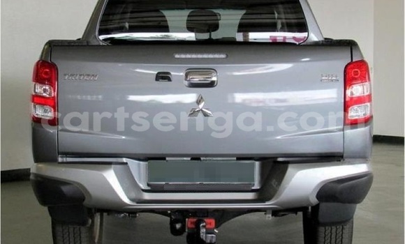 Buy Used Mitsubishi Triton Silver Car in Mbabane in Manzini Buy Used Mitsubishi Triton Silver Car in Mbabane in Manzini