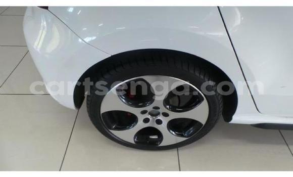 Nunua Ilio tumika Volkswagen Polo GTI White Gari ndani ya Manzini nchini Manzini Nunua Ilio tumika Volkswagen Polo GTI White Gari ndani ya Manzini nchini Manzini