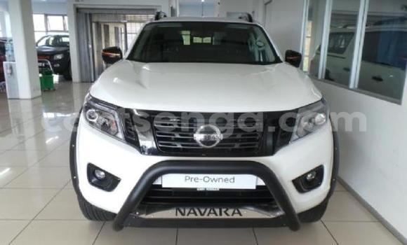 Nunua Ilio tumika Nissan Navara White Gari ndani ya Manzini nchini Manzini Nunua Ilio tumika Nissan Navara White Gari ndani ya Manzini nchini Manzini