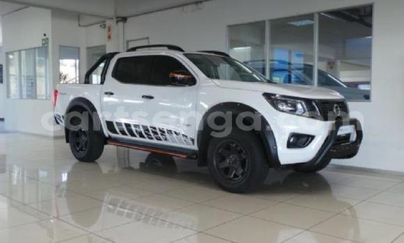 Nunua Ilio tumika Nissan Navara White Gari ndani ya Manzini nchini Manzini Nunua Ilio tumika Nissan Navara White Gari ndani ya Manzini nchini Manzini