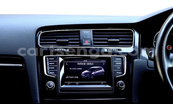 Nunua Ilio tumika Volkswagen Golf Black Gari ndani ya Manzini nchini Manzini Nunua Ilio tumika Volkswagen Golf Black Gari ndani ya Manzini nchini Manzini