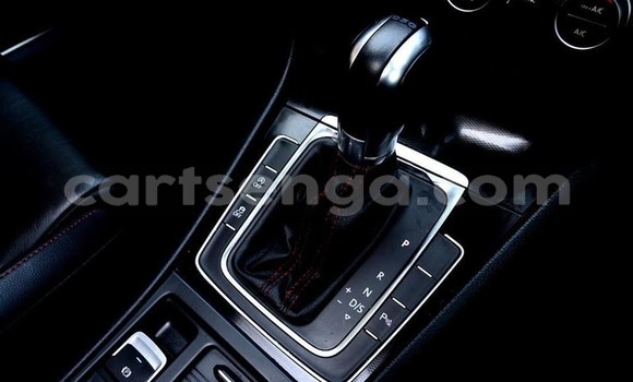 Nunua Ilio tumika Volkswagen Golf Black Gari ndani ya Manzini nchini Manzini Nunua Ilio tumika Volkswagen Golf Black Gari ndani ya Manzini nchini Manzini