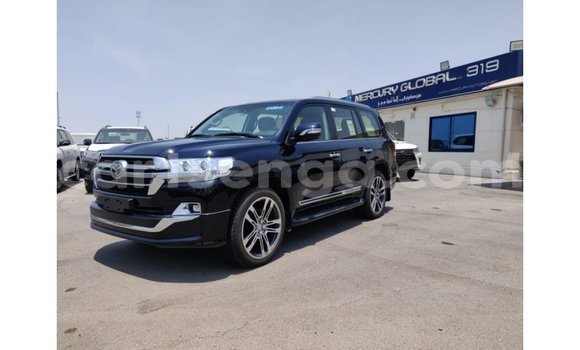 Nunua Imported Toyota Land Cruiser Black Gari ndani ya Import - Dubai nchini Hhohho Nunua Imported Toyota Land Cruiser Black Gari ndani ya Import - Dubai nchini Hhohho