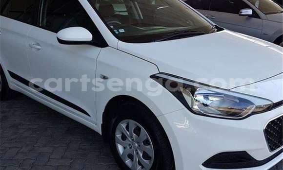 Buy Used Hyundai i20 White Car in Ezulwini in Hhohho Buy Used Hyundai i20 White Car in Ezulwini in Hhohho