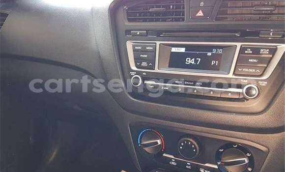 Buy Used Hyundai i20 White Car in Ezulwini in Hhohho Buy Used Hyundai i20 White Car in Ezulwini in Hhohho