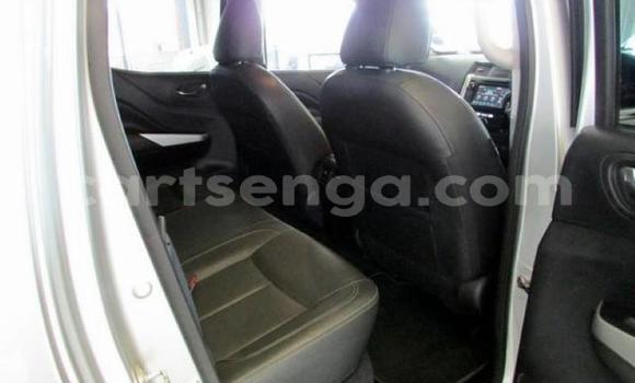 Acheter Occasion Voiture Nissan Navara Gris à Mbabane, Manzini Acheter Occasion Voiture Nissan Navara Gris à Mbabane, Manzini