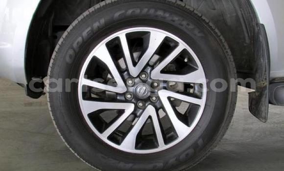 Acheter Occasion Voiture Nissan Navara Gris à Mbabane, Manzini Acheter Occasion Voiture Nissan Navara Gris à Mbabane, Manzini