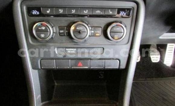 Buy Used Volkswagen Beetle Red Car in Mbabane in Manzini Buy Used Volkswagen Beetle Red Car in Mbabane in Manzini