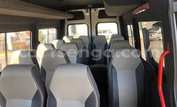 Nunua Ilio tumika Mercedes‒Benz 190–Series White Gari ndani ya Ezulwini nchini Hhohho Nunua Ilio tumika Mercedes‒Benz 190–Series White Gari ndani ya Ezulwini nchini Hhohho