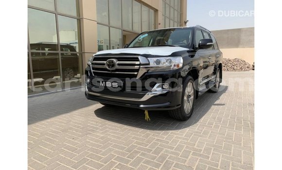 Nunua Imported Toyota Land Cruiser Black Gari ndani ya Import - Dubai nchini Hhohho Nunua Imported Toyota Land Cruiser Black Gari ndani ya Import - Dubai nchini Hhohho