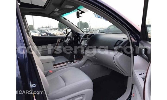 Buy Import Toyota Highlander Blue Car in Import - Dubai in Hhohho Buy Import Toyota Highlander Blue Car in Import - Dubai in Hhohho