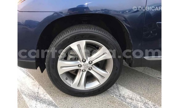 Buy Import Toyota Highlander Blue Car in Import - Dubai in Hhohho Buy Import Toyota Highlander Blue Car in Import - Dubai in Hhohho