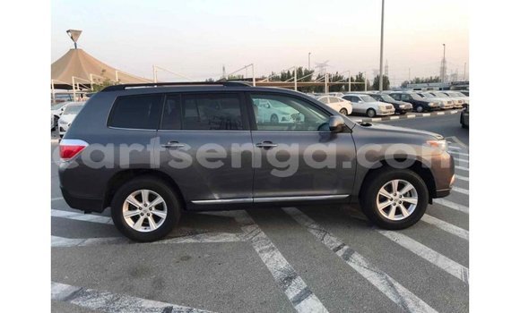 Buy Import Toyota Highlander Other Car in Import - Dubai in Hhohho Buy Import Toyota Highlander Other Car in Import - Dubai in Hhohho