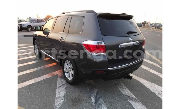 Buy Import Toyota Highlander Other Car in Import - Dubai in Hhohho Buy Import Toyota Highlander Other Car in Import - Dubai in Hhohho