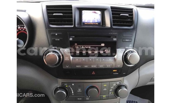 Buy Import Toyota Highlander Other Car in Import - Dubai in Hhohho Buy Import Toyota Highlander Other Car in Import - Dubai in Hhohho