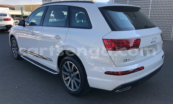 Buy Used Audi Q7 White Car in Hlatikulu in Shiselweni District Buy Used Audi Q7 White Car in Hlatikulu in Shiselweni District