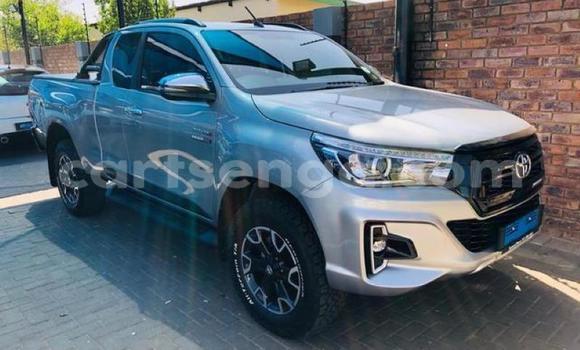 Buy Used Toyota Hilux Silver Car in Mbabane in Manzini Buy Used Toyota Hilux Silver Car in Mbabane in Manzini