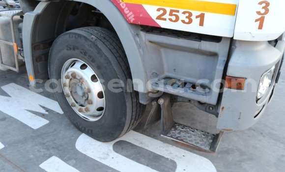 Nunua Ilio tumika Mercedes‒Benz Arocs White Lori ndani ya Manzini nchini Manzini Nunua Ilio tumika Mercedes‒Benz Arocs White Lori ndani ya Manzini nchini Manzini