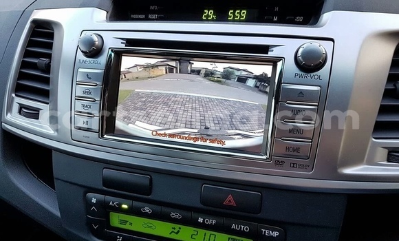 Buy Used Toyota Hilux White Car in Mbabane in Manzini Buy Used Toyota Hilux White Car in Mbabane in Manzini