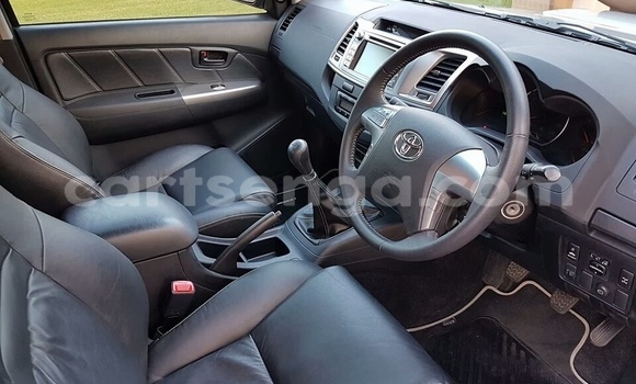 Buy Used Toyota Hilux White Car in Mbabane in Manzini Buy Used Toyota Hilux White Car in Mbabane in Manzini