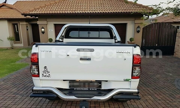 Buy Used Toyota Hilux White Car in Mbabane in Manzini Buy Used Toyota Hilux White Car in Mbabane in Manzini