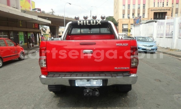 Buy Used Toyota Hilux Red Car in Mhlambanyatsi in Manzini Buy Used Toyota Hilux Red Car in Mhlambanyatsi in Manzini
