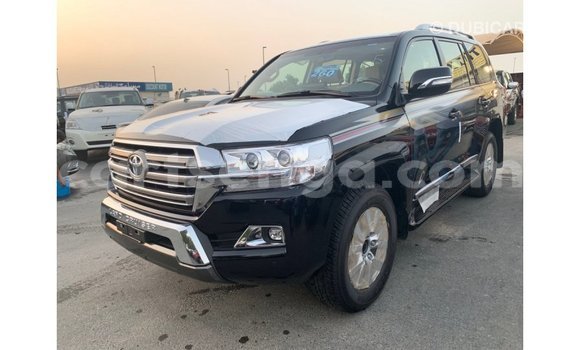 Nunua Imported Toyota Land Cruiser Black Gari ndani ya Import - Dubai nchini Hhohho Nunua Imported Toyota Land Cruiser Black Gari ndani ya Import - Dubai nchini Hhohho