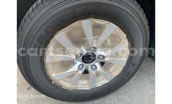 Nunua Imported Toyota Land Cruiser Black Gari ndani ya Import - Dubai nchini Hhohho Nunua Imported Toyota Land Cruiser Black Gari ndani ya Import - Dubai nchini Hhohho