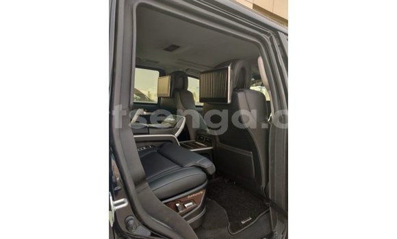 Nunua Imported Toyota Land Cruiser Black Gari ndani ya Import - Dubai nchini Hhohho Nunua Imported Toyota Land Cruiser Black Gari ndani ya Import - Dubai nchini Hhohho