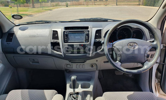 Nunua Ilio tumika Toyota Hilux White Gari ndani ya Hlatikulu nchini Wilaya ya Shiselweni Nunua Ilio tumika Toyota Hilux White Gari ndani ya Hlatikulu nchini Wilaya ya Shiselweni