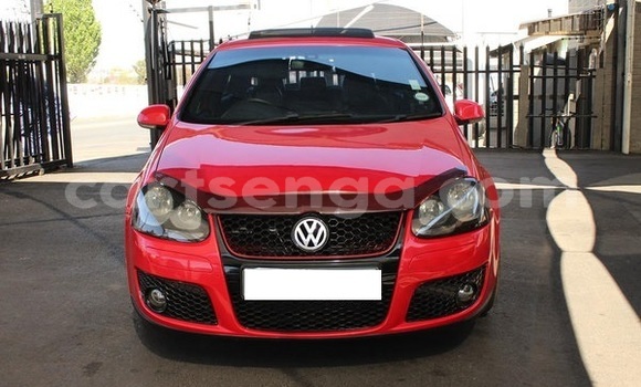 Nunua Ilio tumika Volkswagen Golf Red Gari ndani ya Bulembu nchini Hhohho Nunua Ilio tumika Volkswagen Golf Red Gari ndani ya Bulembu nchini Hhohho