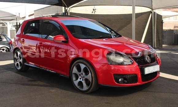 Nunua Ilio tumika Volkswagen Golf Red Gari ndani ya Bulembu nchini Hhohho Nunua Ilio tumika Volkswagen Golf Red Gari ndani ya Bulembu nchini Hhohho