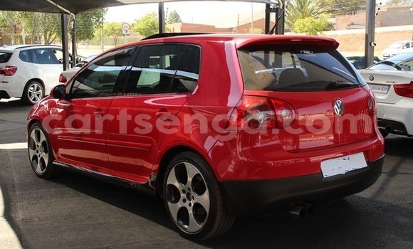 Nunua Ilio tumika Volkswagen Golf Red Gari ndani ya Bulembu nchini Hhohho Nunua Ilio tumika Volkswagen Golf Red Gari ndani ya Bulembu nchini Hhohho
